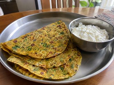Methi Thepla with Hung Curd